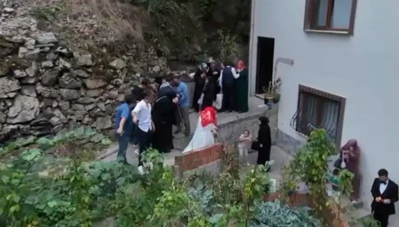 Kanlı Düğün: Eğlenceden Kaçışa, 10 Saniyede Dehşet Yaşandı