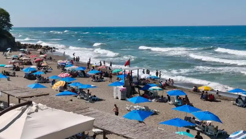 Akçakoca'da Denizdeki Yasak Nedenleri ve Gelişmeler