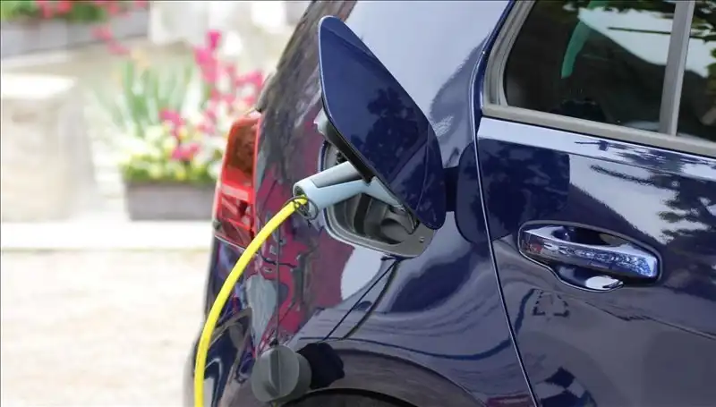 Tesla'nın Rekorunu Kıran Yeni Elektrikli Araç Piyasaya Çıkıyor!